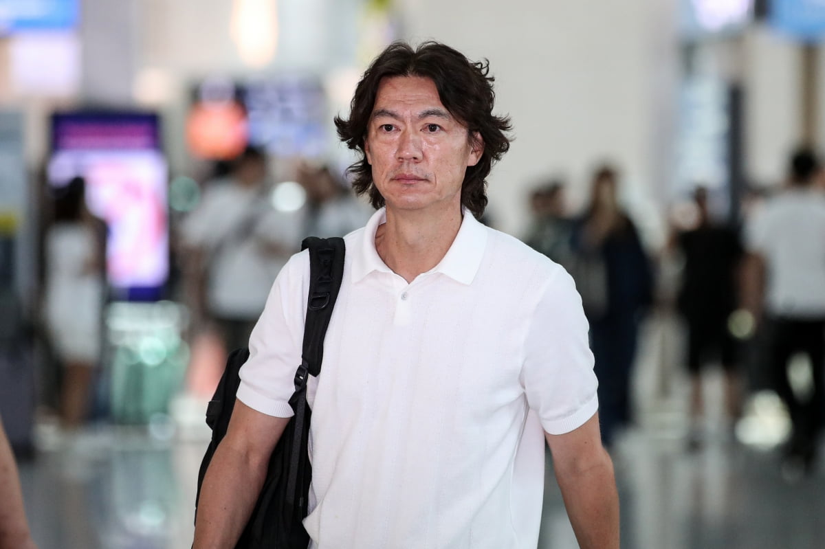 阿尔特塔：仍在等待拉亚的检查结果 未来我会提醒球员不要随意把球踢走