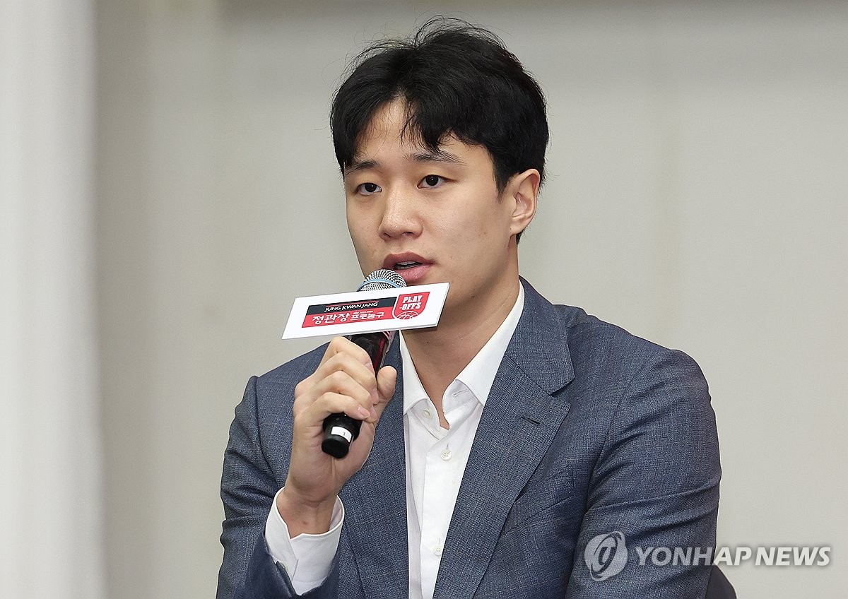 赛前传言：曼联对阵热刺安东尼踢右后卫，你认为他能发挥出应有实力吗？